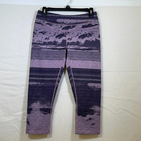 Lucy Pants - Lucy brand pink/purple cropped leggings M